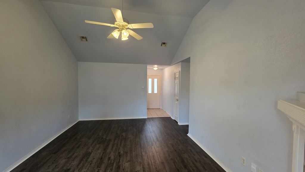 638 Bliss Cir #NA - Photo 4 of 23