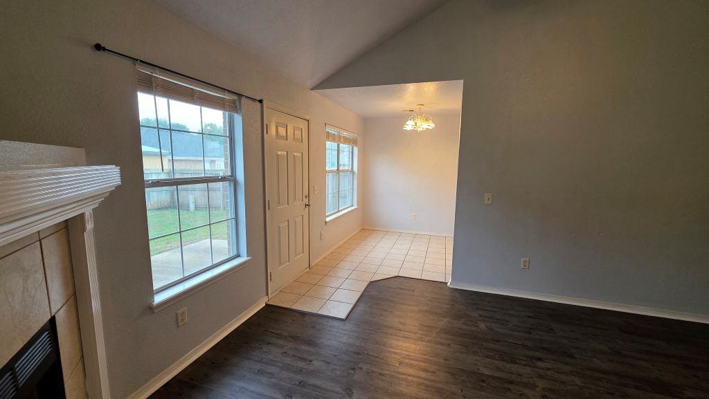 638 Bliss Cir #NA - Photo 5 of 23