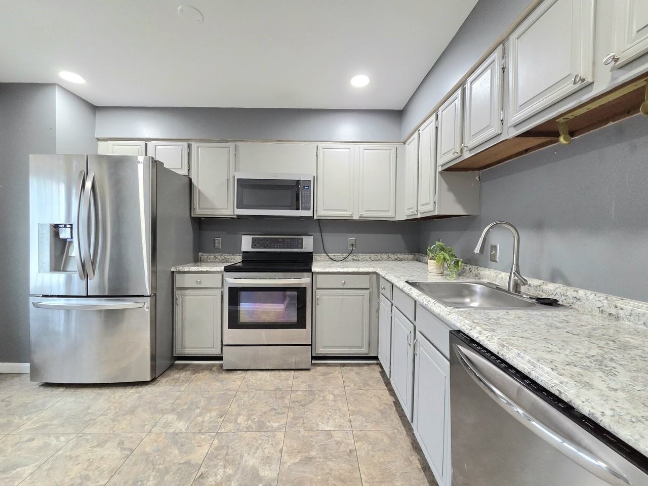 3130 Cherry Rd Ne #1 - Photo 6 of 22