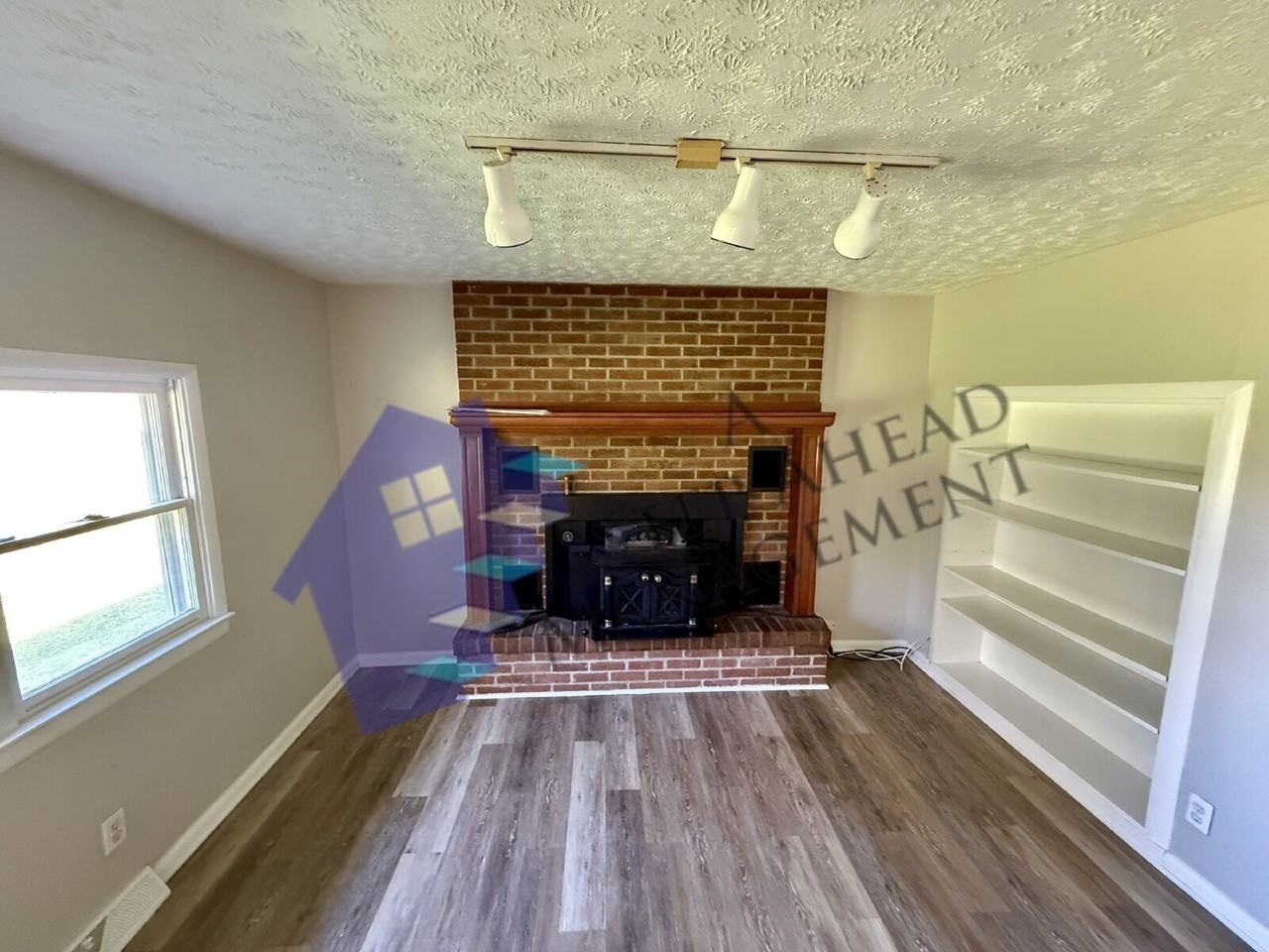 17626 Shady Nook Rd - Photo 4 of 21