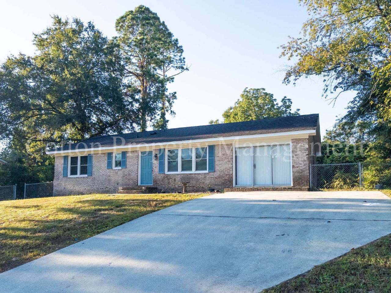 5134 Fitzgerald Dr - Photo 2 of 47