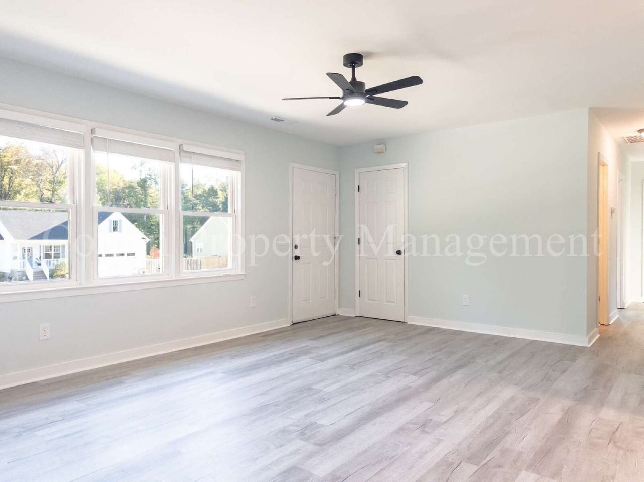5134 Fitzgerald Dr - Photo 6 of 47