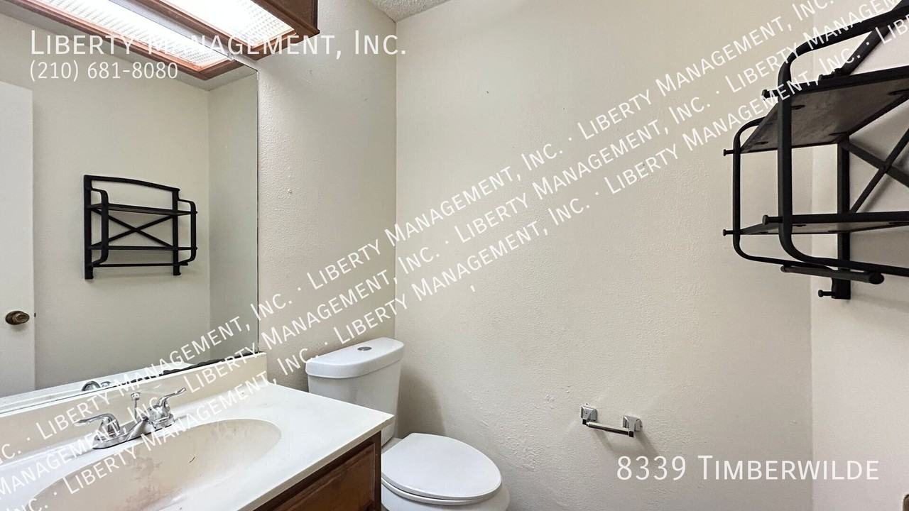8339 Timberwilde St - Photo 4 of 22