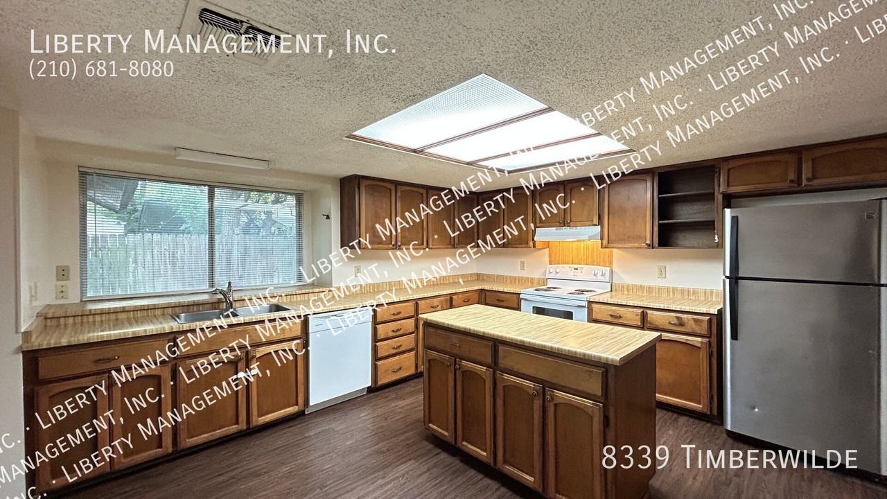 8339 Timberwilde St - Photo 5 of 22