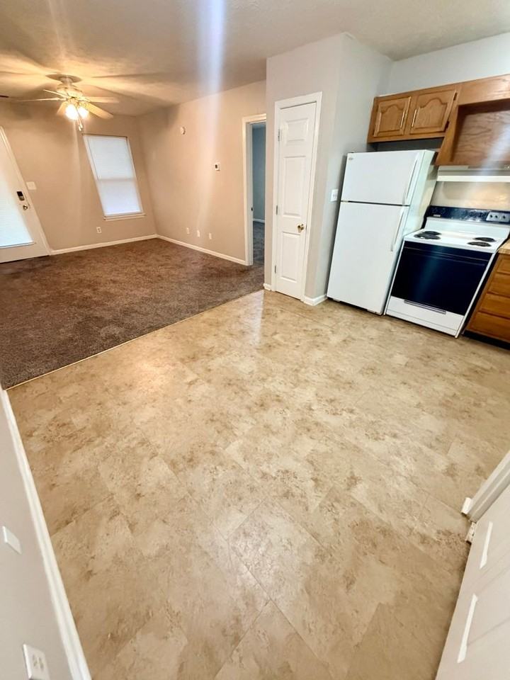 139 Macey Ave #I - Photo 3 of 14