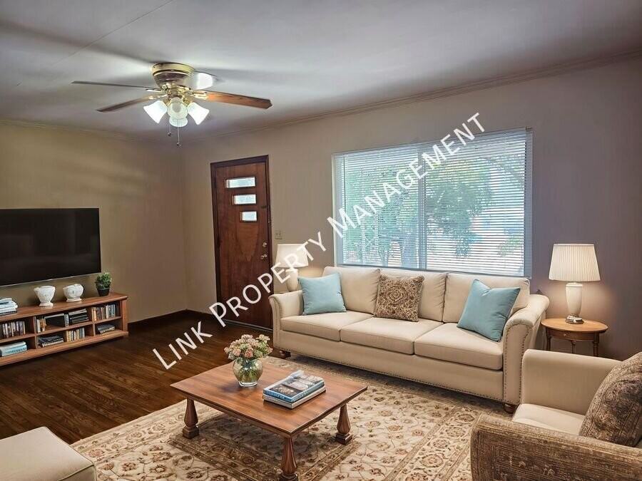 4406 Jersey Pike - Photo 2 of 47
