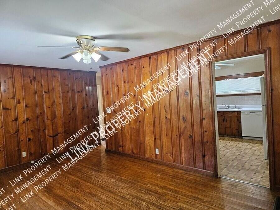 4406 Jersey Pike - Photo 6 of 47