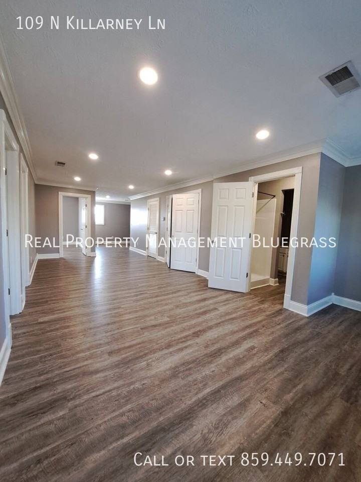 109 N Killarney Ln - Photo 3 of 11