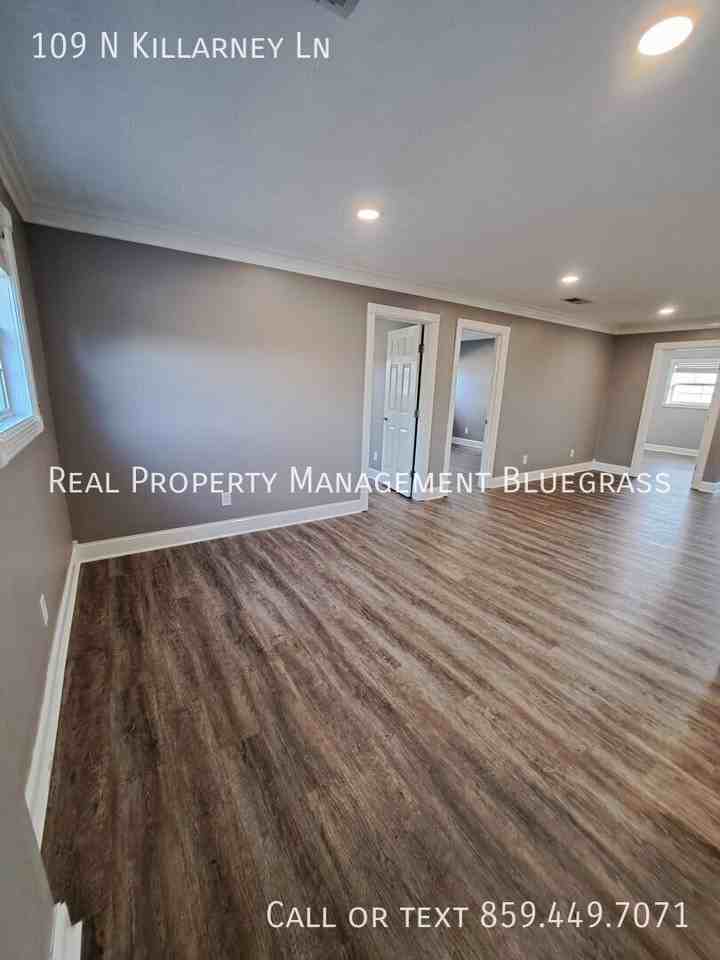 109 N Killarney Ln - Photo 4 of 11