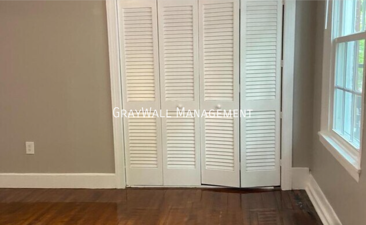 110 E Gay St #1 - Photo 3 of 7