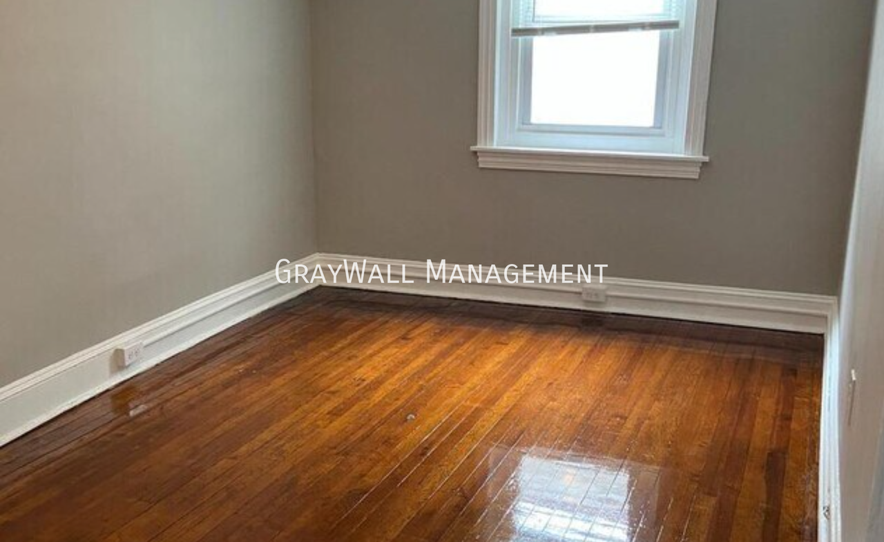 110 E Gay St #1 - Photo 6 of 7