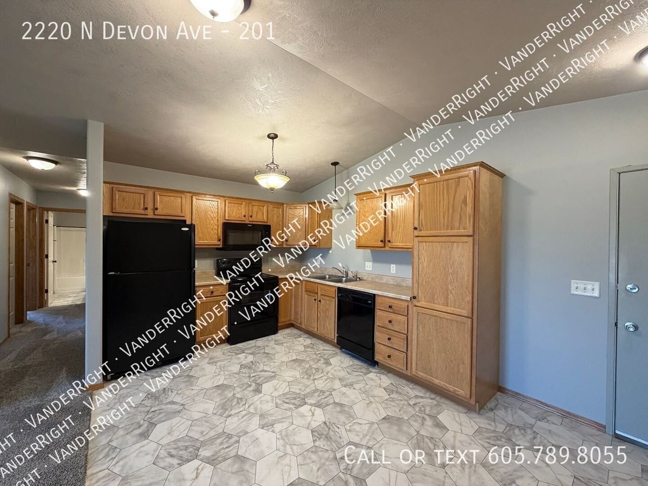 2220 N Devon Ave #201 - Photo 5 of 13