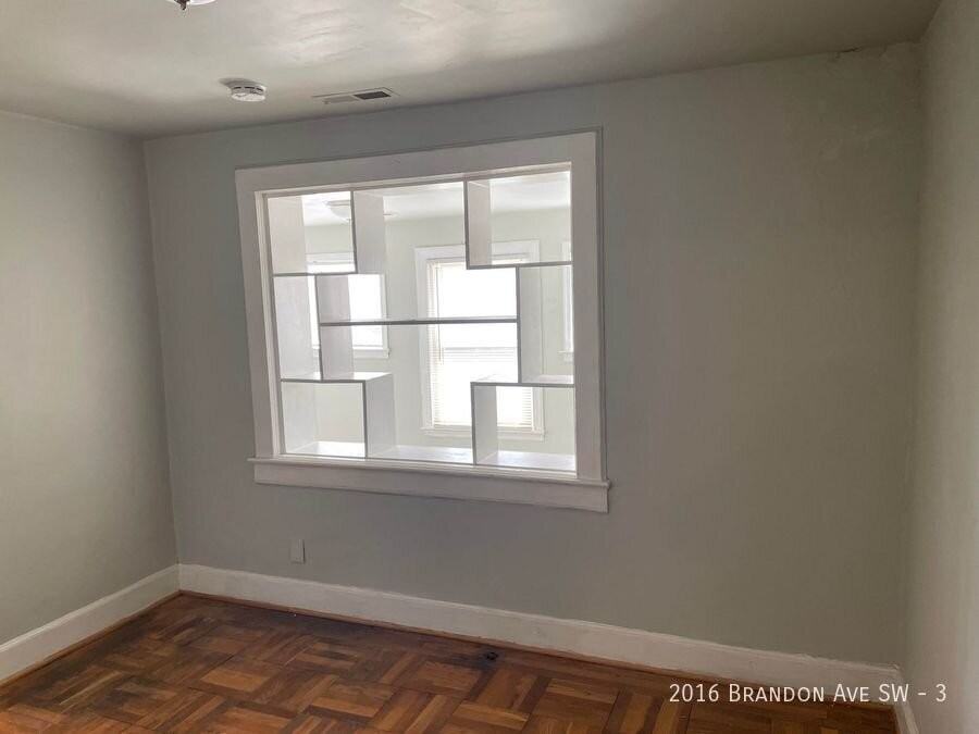 2016 Brandon Ave Sw #3 - Photo 5 of 21