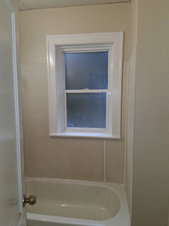 6404 Jefferson Ave #1 - Photo 2 of 5
