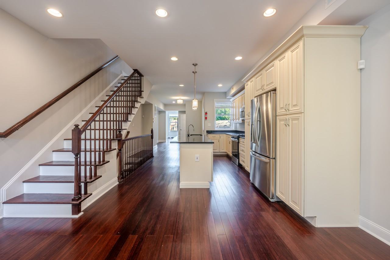 1341 Shepherd St Nw - Photo 4 of 47