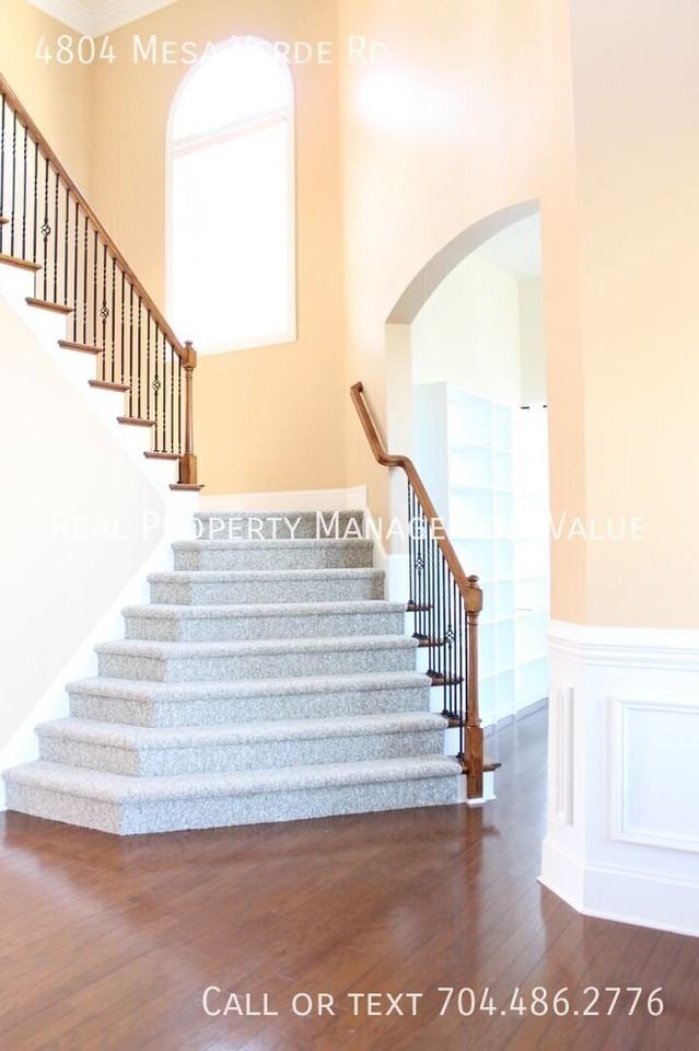 4804 Mesa Verde Rd - Photo 3 of 26