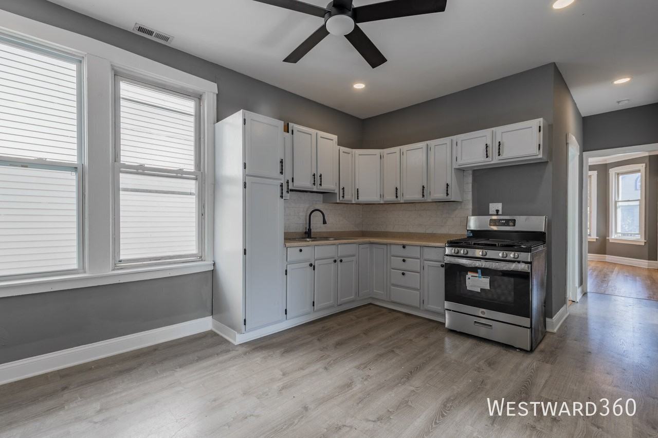 2906 N Dawson Ave #2 - Photo 6 of 23