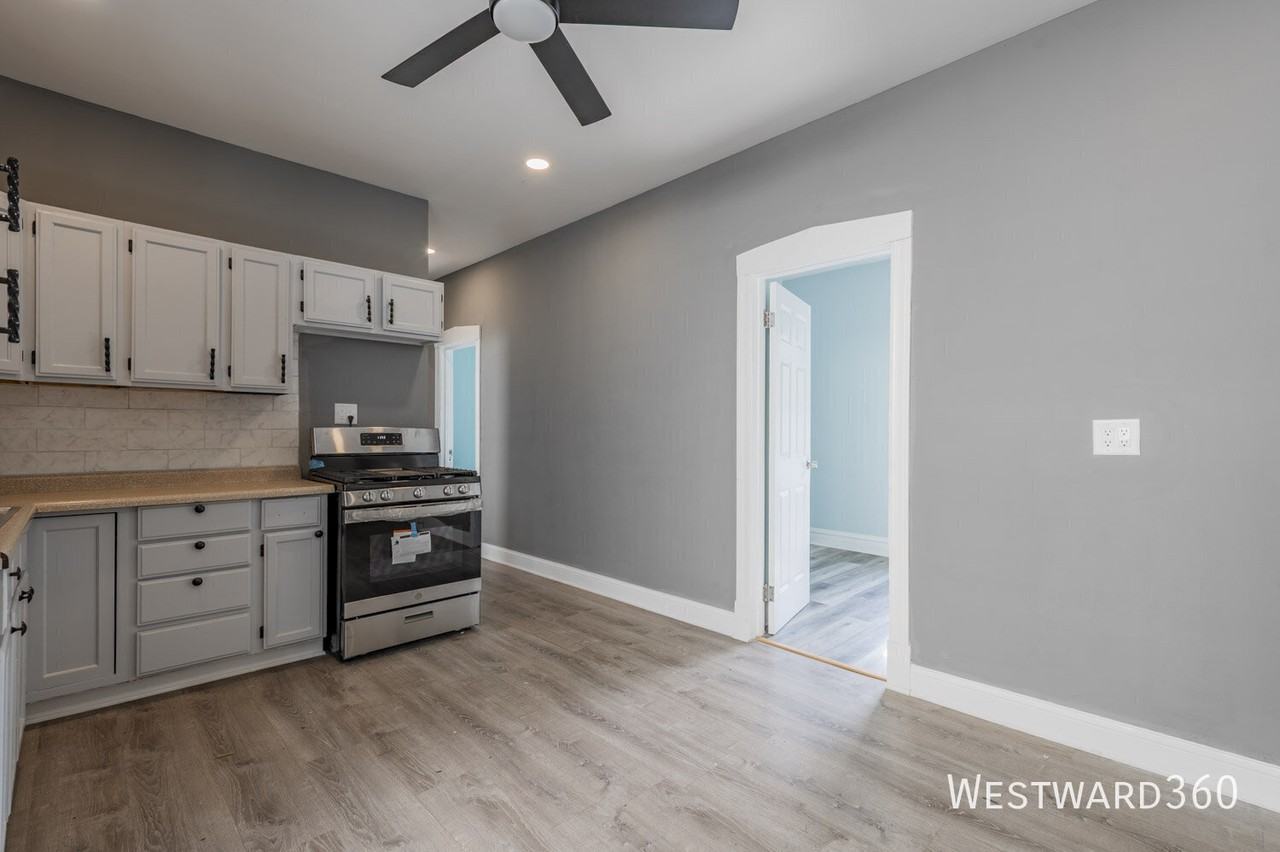 2906 N Dawson Ave #2 - Photo 7 of 23