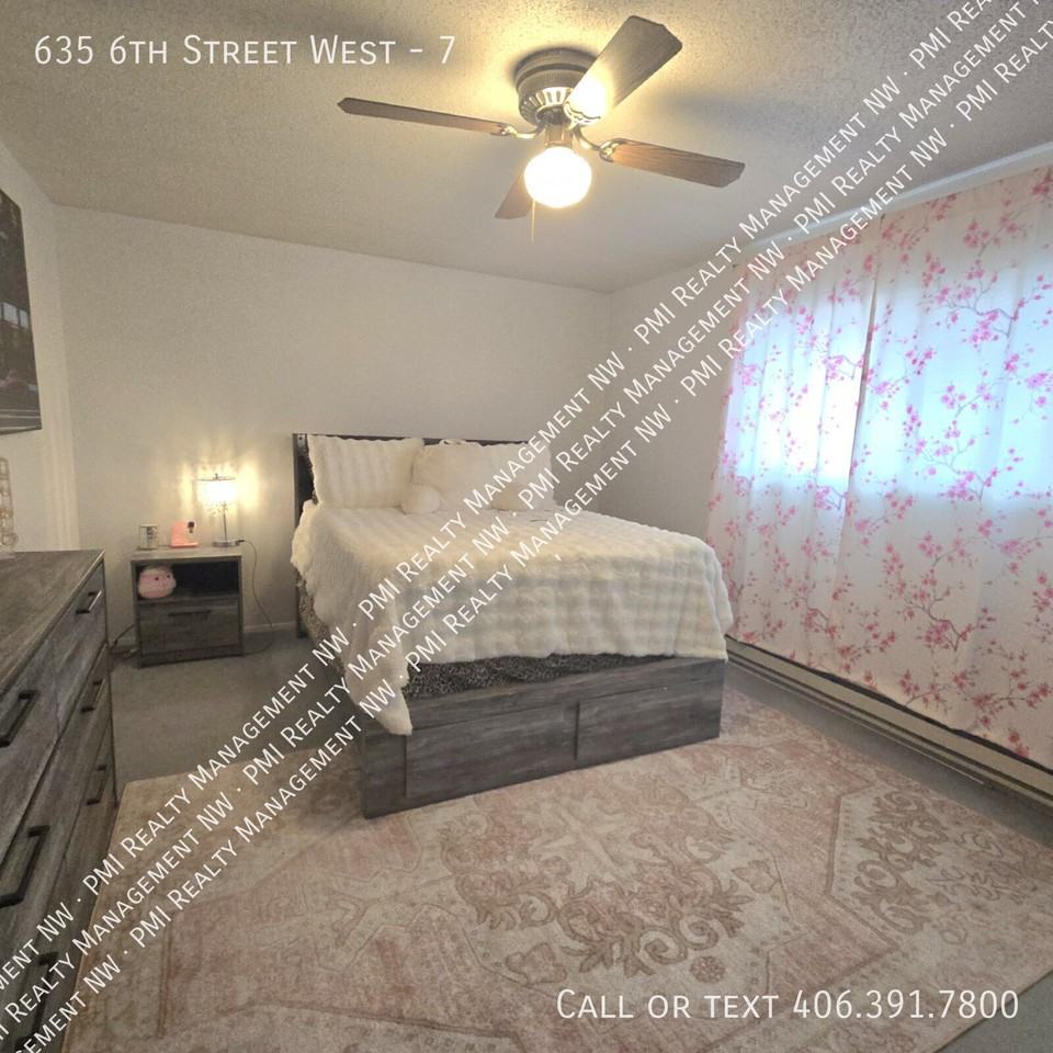 635 6th St W #7 - Photo 6 of 12