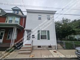 featured image of 233 Guilford St #2