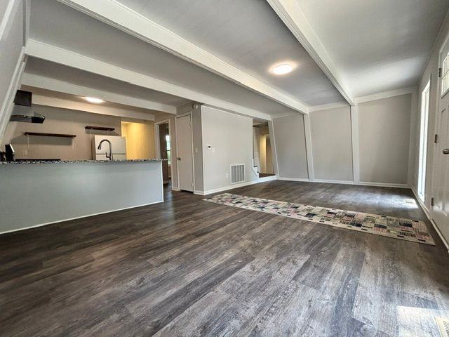 55 Chalet Dr - Photo 7 of 24