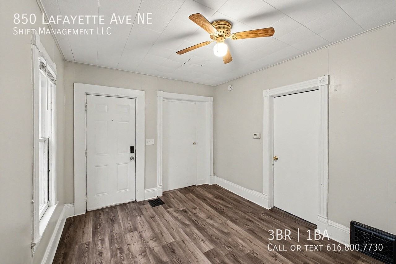 850 Lafayette Ave Ne - Photo 4 of 19
