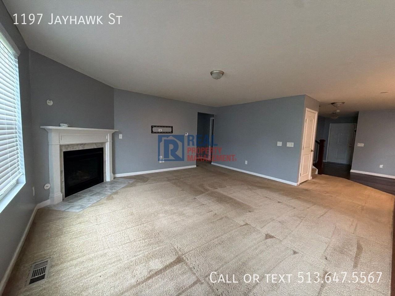 1197 Jayhawk St - Photo 2 of 32