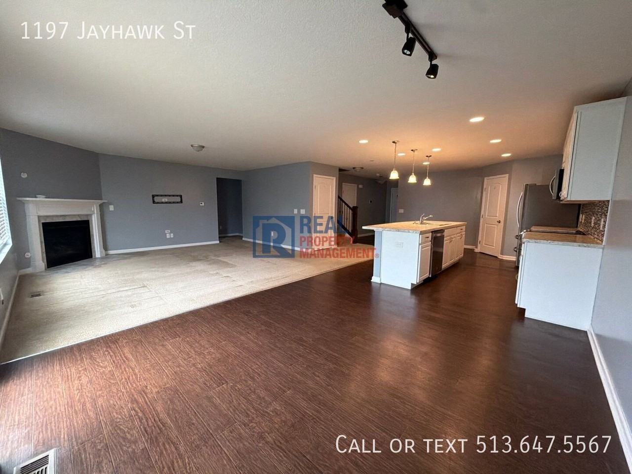 1197 Jayhawk St - Photo 3 of 32