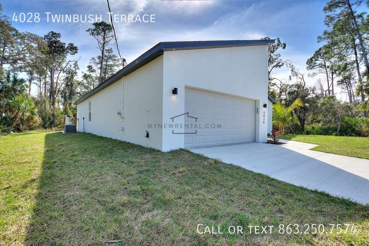 4028 Twinbush Ter - Photo 4 of 35