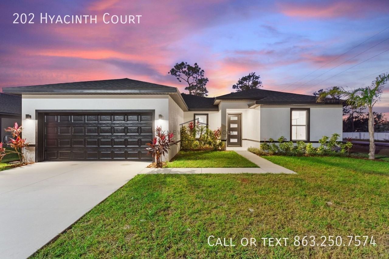 202 Hyacinth Ct - Photo 3 of 36