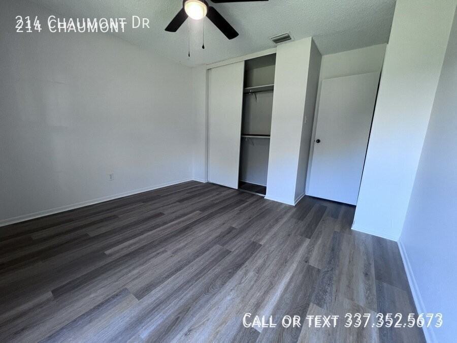 214 Chaumont Dr - Photo 4 of 19