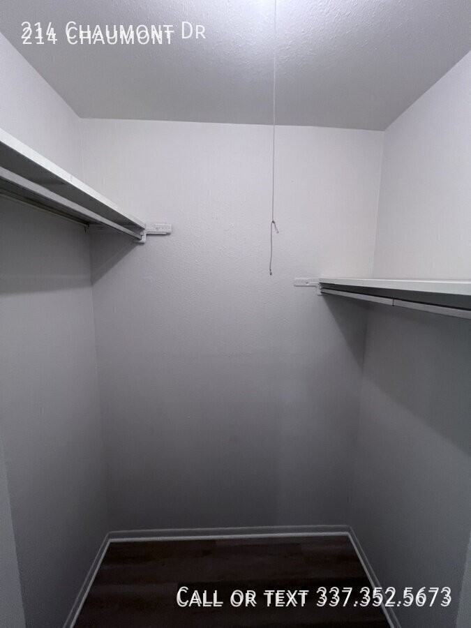 214 Chaumont Dr - Photo 7 of 19