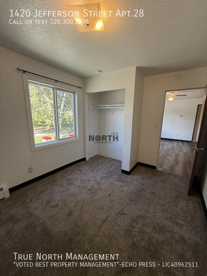 1420 Jefferson St Apt 28 - Photo 3 of 10