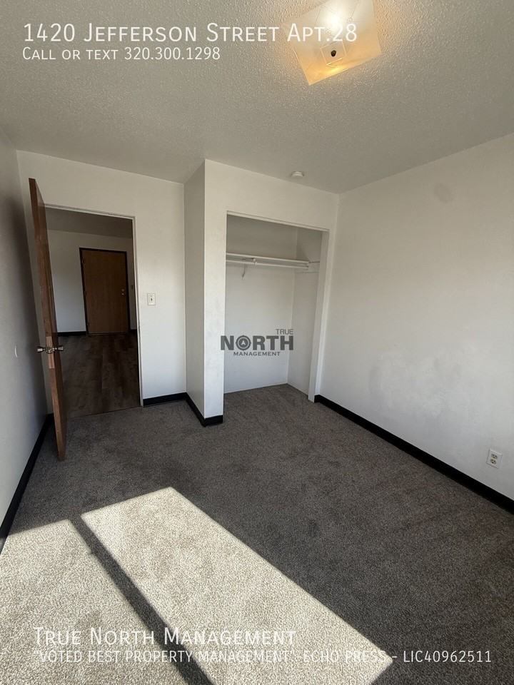 1420 Jefferson St Apt 28 - Photo 6 of 10