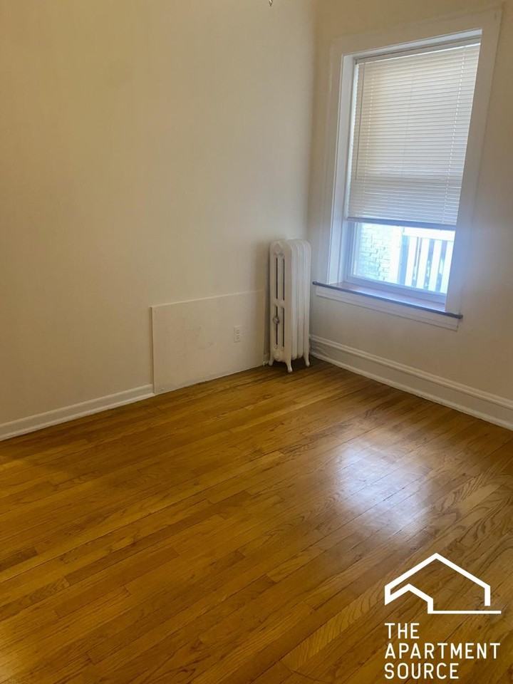 3154 N Linder Ave #1 - Photo 6 of 9