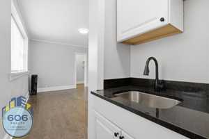 featured image of 6912 N Ashland Blvd #201