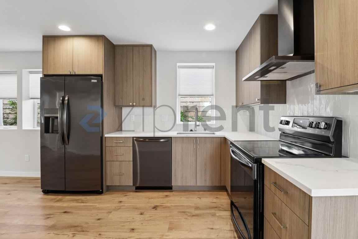 2905 13th Ave S - Photo 7 of 23