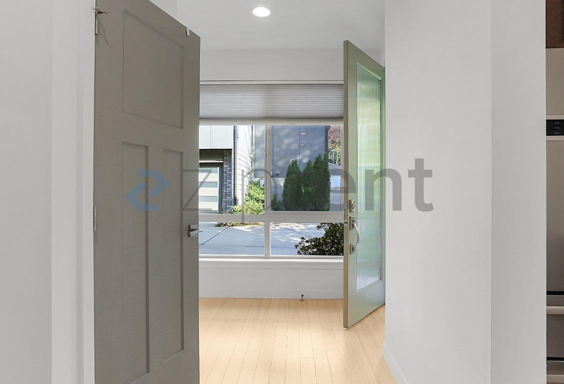 5179 42nd Ave S - Photo 5 of 24