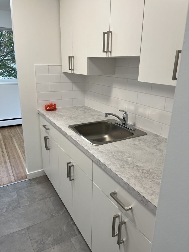 38701 Garibaldi Ave #117 - Photo 2 of 5