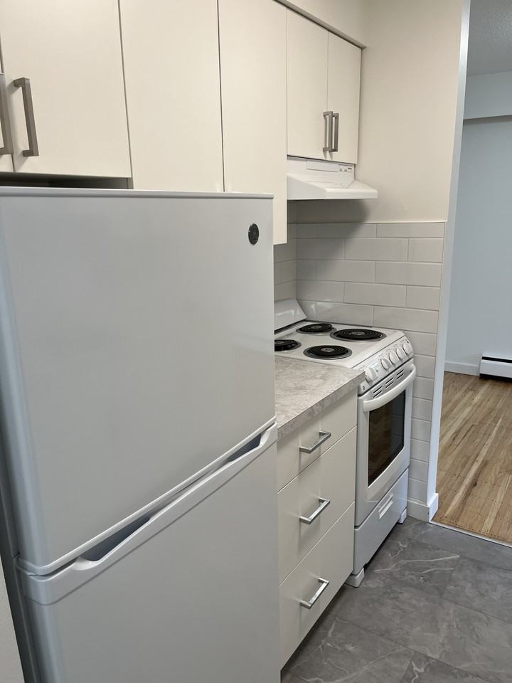 38701 Garibaldi Ave #117 - Photo 3 of 5