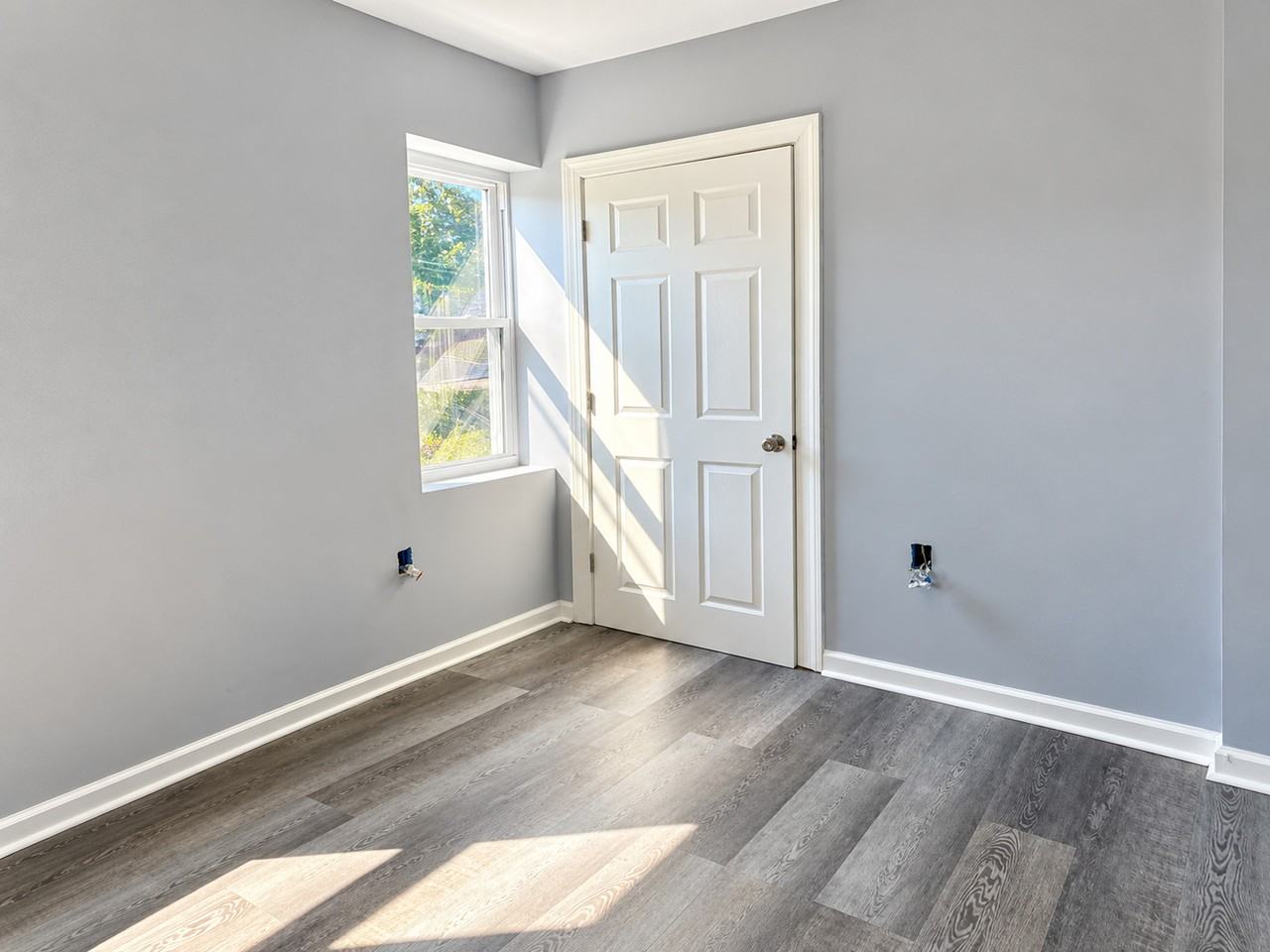 2145 N Percy St - Photo 4 of 8