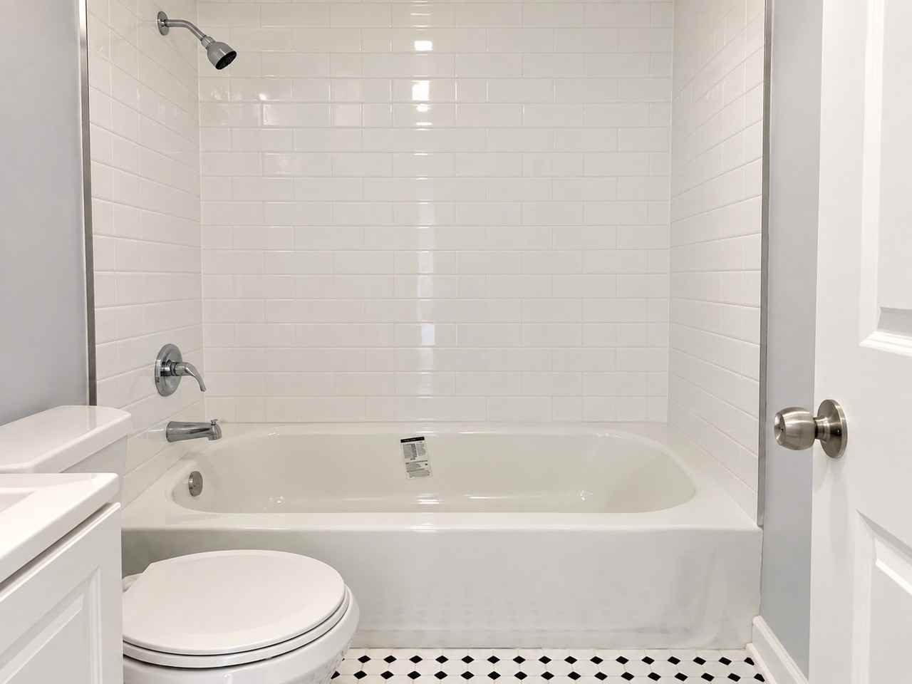 2145 N Percy St - Photo 6 of 8