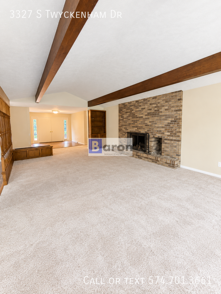 3327 S Twyckenham Dr - Photo 4 of 13