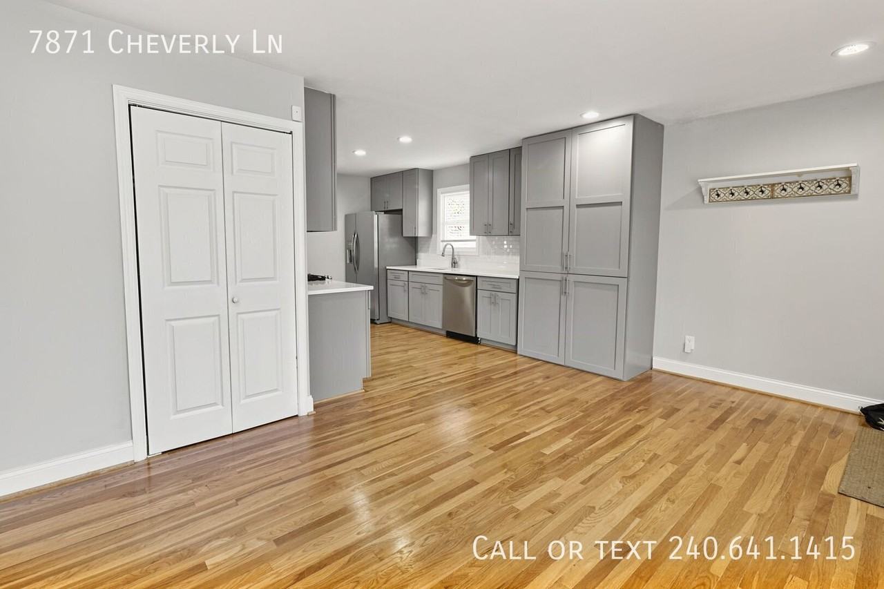 7871 Cheverly Ln - Photo 3 of 38