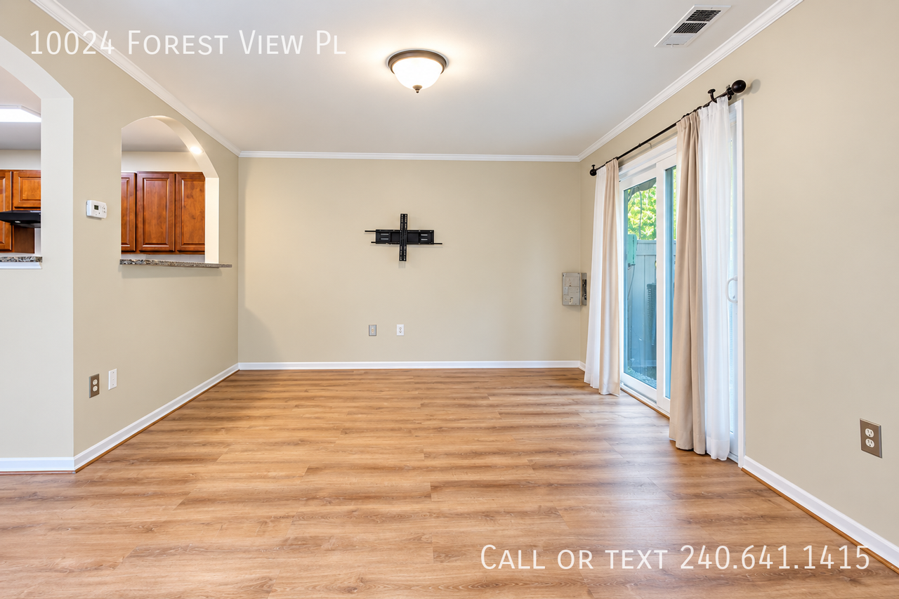10024 Forest View Pl - Photo 2 of 18