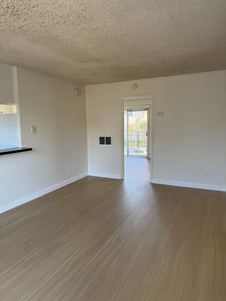 7414 Mesa College Dr #34 - Photo 3 of 18