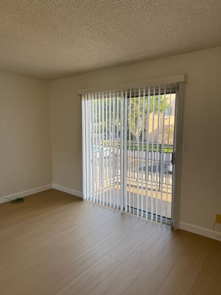 7414 Mesa College Dr #34 - Photo 6 of 18