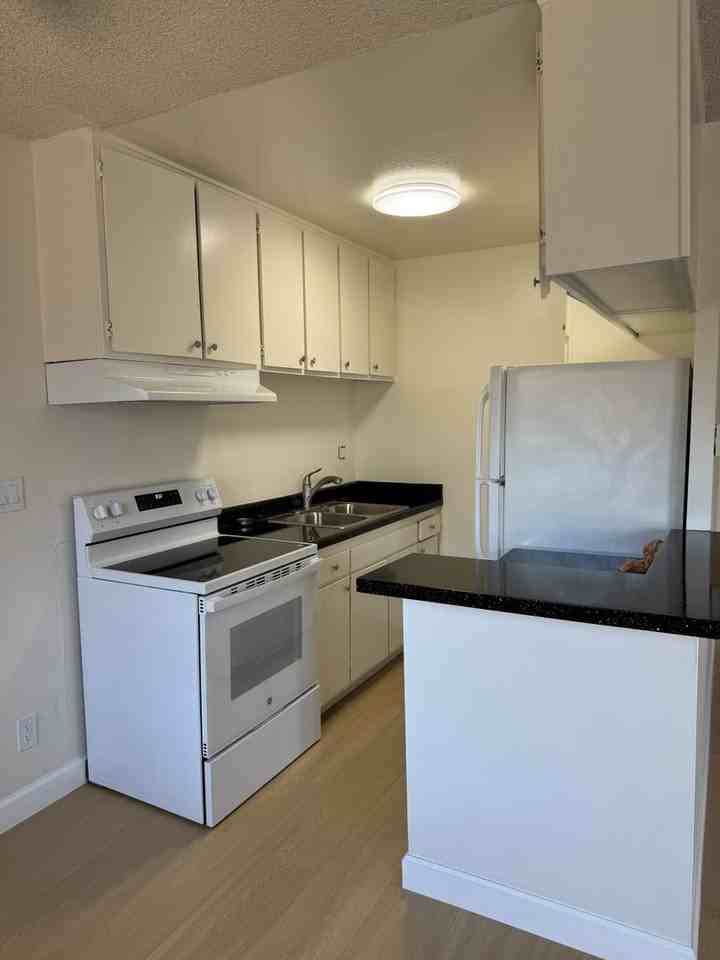 7414 Mesa College Dr #34 - Photo 7 of 18