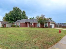 featured image of 1401 Osage Dr