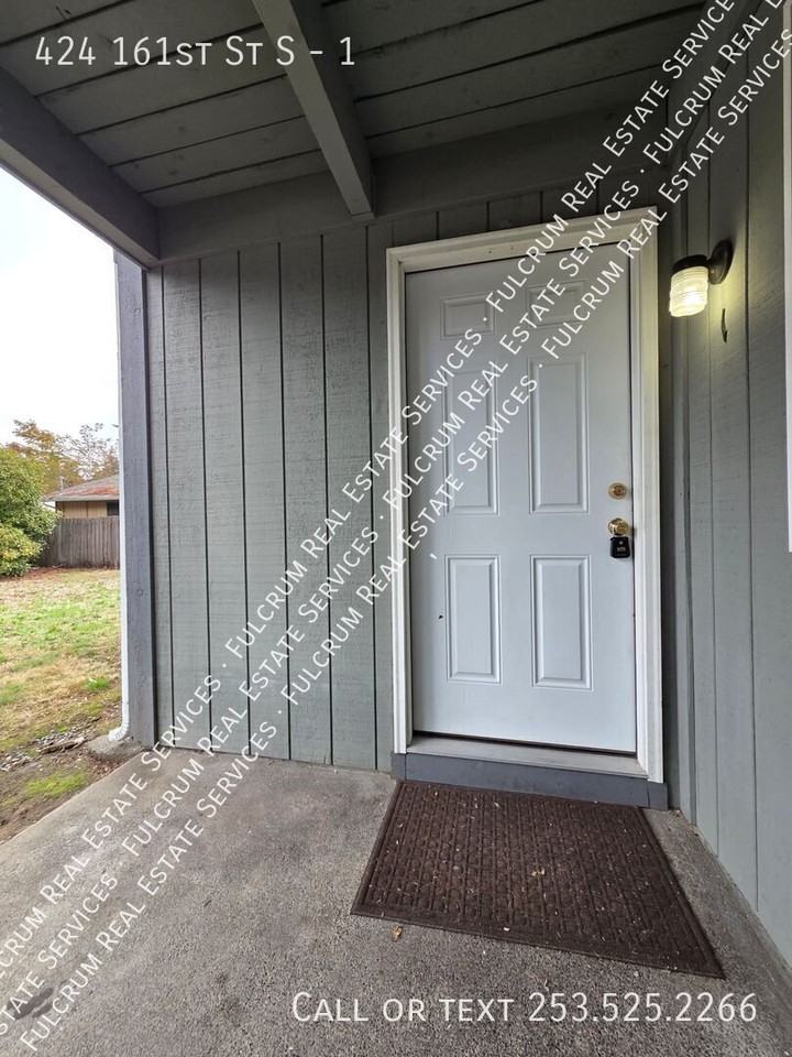 424 161st St S #1 - Photo 2 of 32